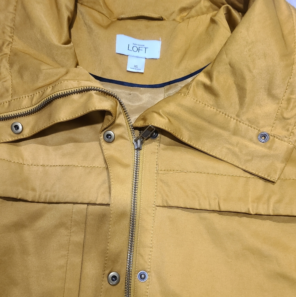 Loft Jacket - Picture 9 of 9